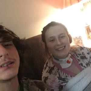 Meet your Posher, Dakota